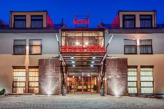 Grand Royal Hotel