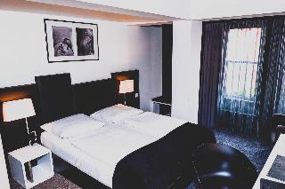 Room Room