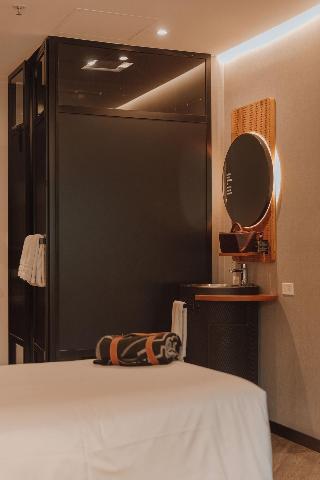 Room Room