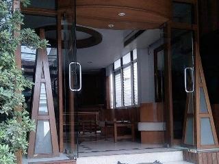 Petch Pailyn Hotel