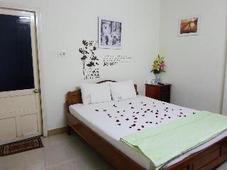 Lucky House Hotel