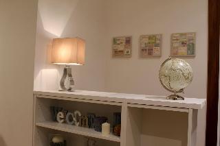 Le Coq Rooms Suite