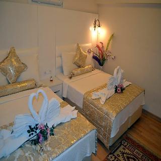 Peradise Hotel