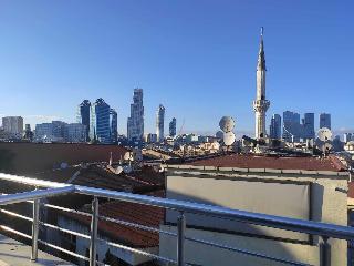 Berlin Otel Niayantaaya