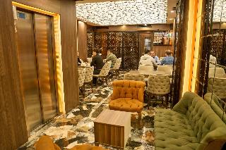 Bonne Sante Hotel
