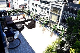 Bonne Sante Hotel