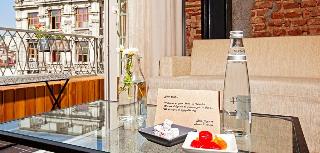 Raven Istanbul Suites