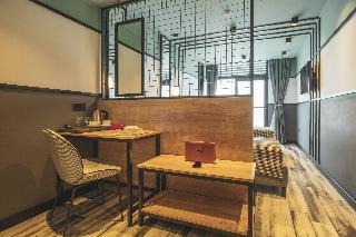 City Life Demir Hotel