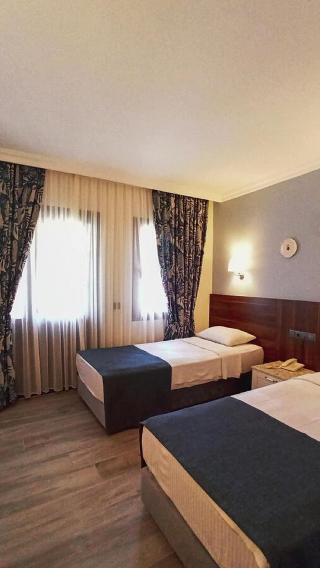 Bronze Hotel