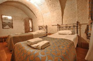 Blue Moon Cave Hotel
