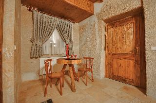 Blue Moon Cave Hotel