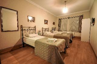 Blue Moon Cave Hotel