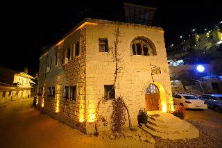 Arch Palace Hotel