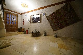 Arch Palace Hotel