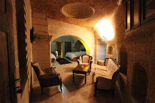 Family Cave Suites Hotel