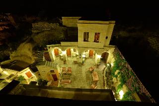 Canyon Cave Hotel