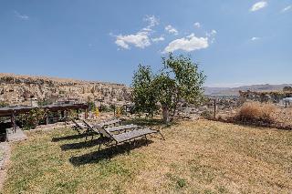 Canyon Cave Hotel