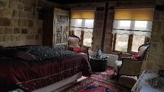 Assiana Cave House