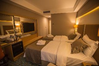 Blue Sea Hotel