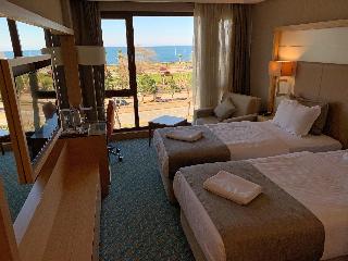 Blue Sea Hotel