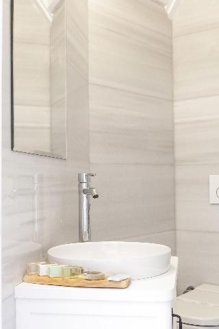 Cunda Pur Beyaz Otel