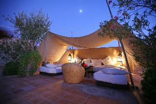 Riad O2