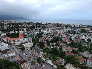 Castello Hotel Aparts