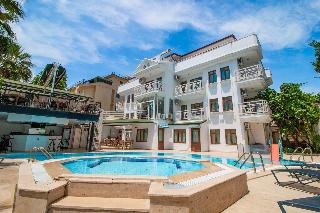 Castello Hotel Aparts