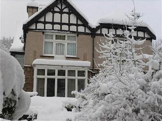 Cedar House B B