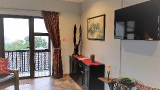 Crooked Tree Cottage
