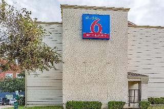 Studio 6 Dallas Tx