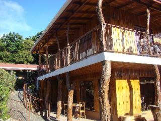 Monteverde Rustic Lodge