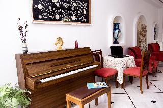 Blacksandy Beach Hotel