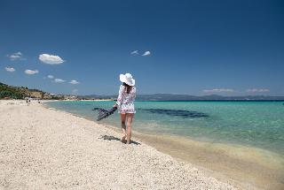 Antigoni Beach Resort