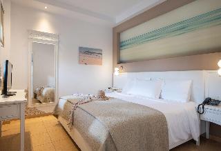 Antigoni Beach Resort