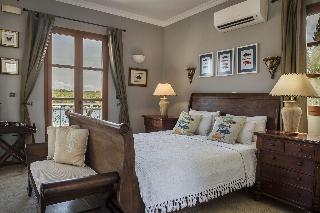 Faros Suites - Adults Only