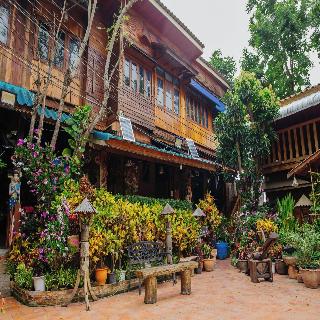 Klong Suan Plu Resort