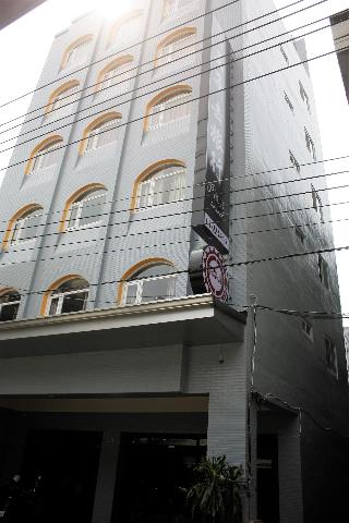 Prince To Travel Hotel