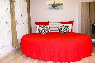 Avrasya Hostel