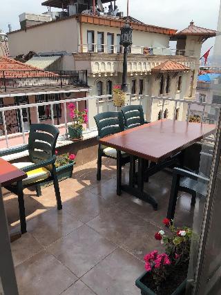 Avrasya Hostel