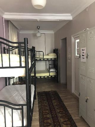 Avrasya Hostel