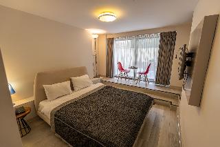 Calanthe Residence