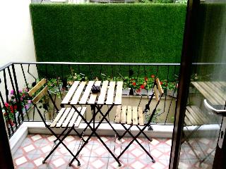 Calanthe Residence
