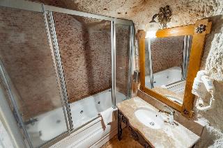 Amber Cave Suites