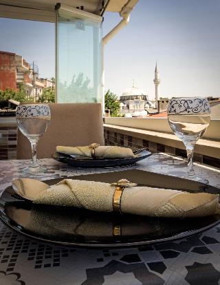 Carvan Hotel