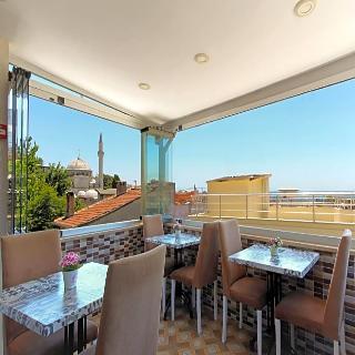 Carvan Hotel