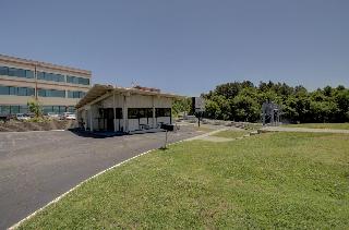 Village Inn