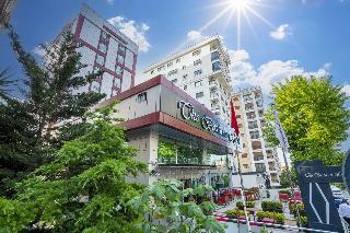 The Bostanci Hotel