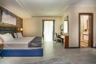 The Bostanci Hotel