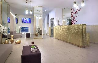 Coral Hotel